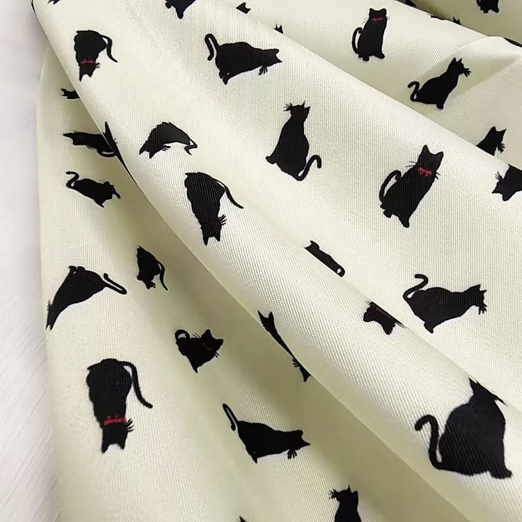 Polyester Peach Skin Cartoon Na -print na Backcloth 100% Polyester Brushed Tela